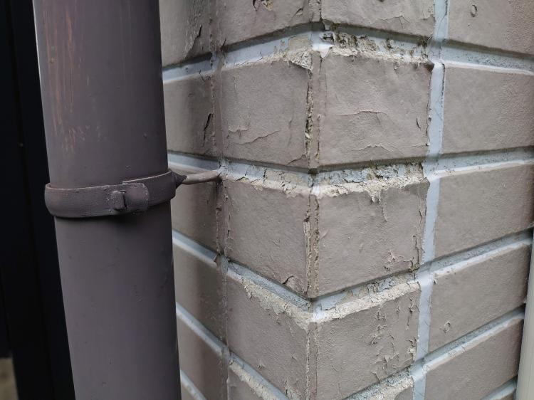 直貼り工法で立てられた家 外壁の剥がれはカバー工法1択 リフォーム ガイソー上尾店 住まいの外装リフォーム専門店