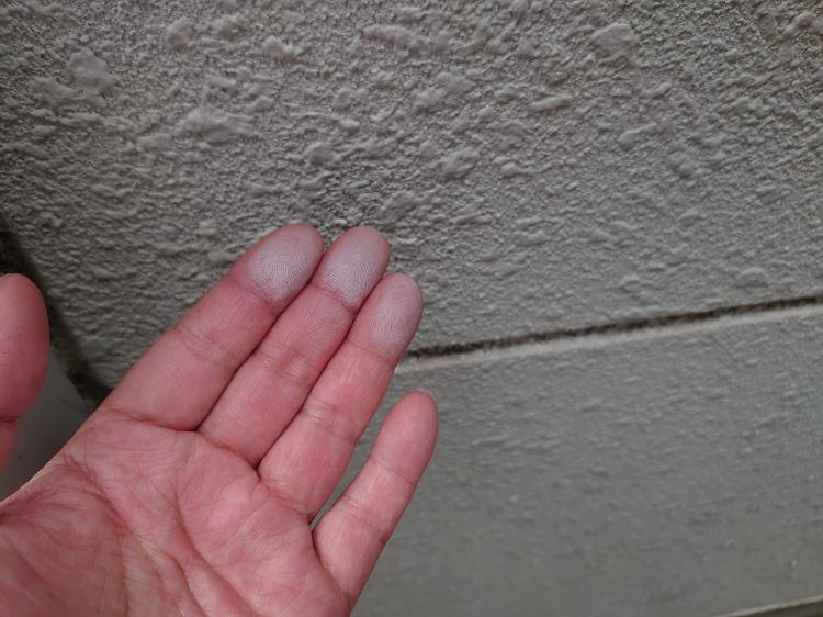 外壁チョーキング塗装の目安桶川市でALCパネルの劣化診断
