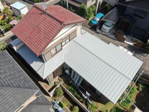 屋根葺き替え～古くなったトタンは交換へ～