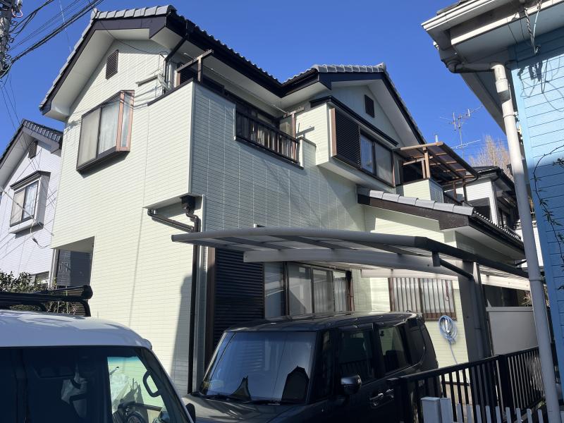 外壁塗装施工後の美しいお住まい（上尾市F様邸）